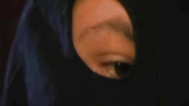 شخص با خروس طولانی اشتیاق در مقعد را بعد از داستان مصور لیموناد ژیمناستیک ترک می کند