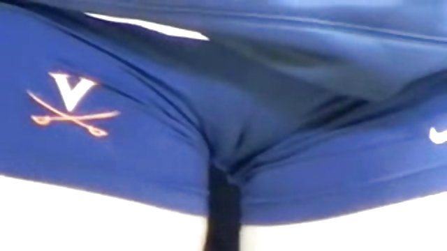 بلوند لاغر با یک مرد مودار در یک دختر داستانهایسکسی مصور گاو زنی لعنتی