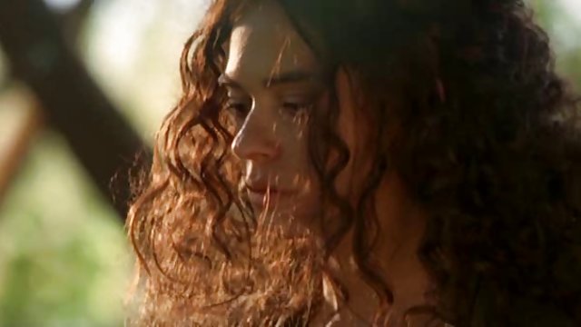 آسیایی جوان با یک پوبی مودار داستان های سکسی مصور ترجمه شده بعد از ساکشن عضو یکی از همبندها سوار می شود