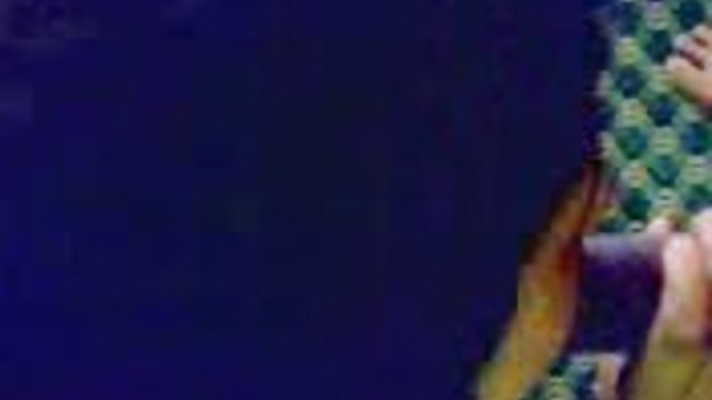 خانم با انگشت دوچرخه سواری بزرگ دیک در داستان سکسی مصور تلگرام آشپزخانه